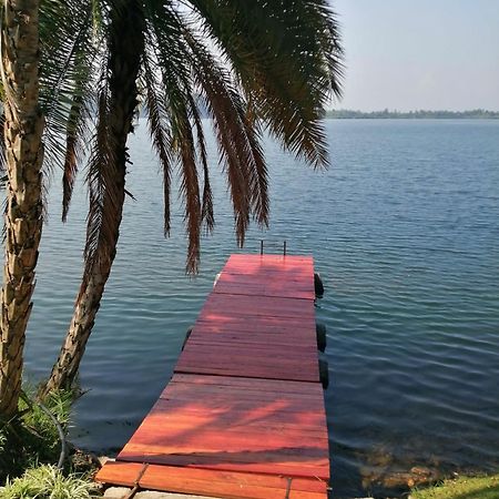 Inn On The Lake Kibuye Экстерьер фото